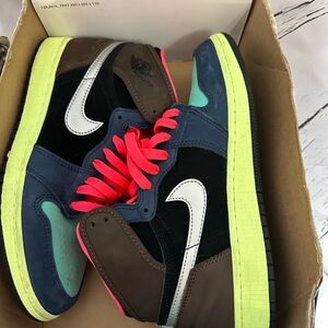 Nike Air Jordan 1 Retro High Tokyo Bio Hack GS Youth Size 7